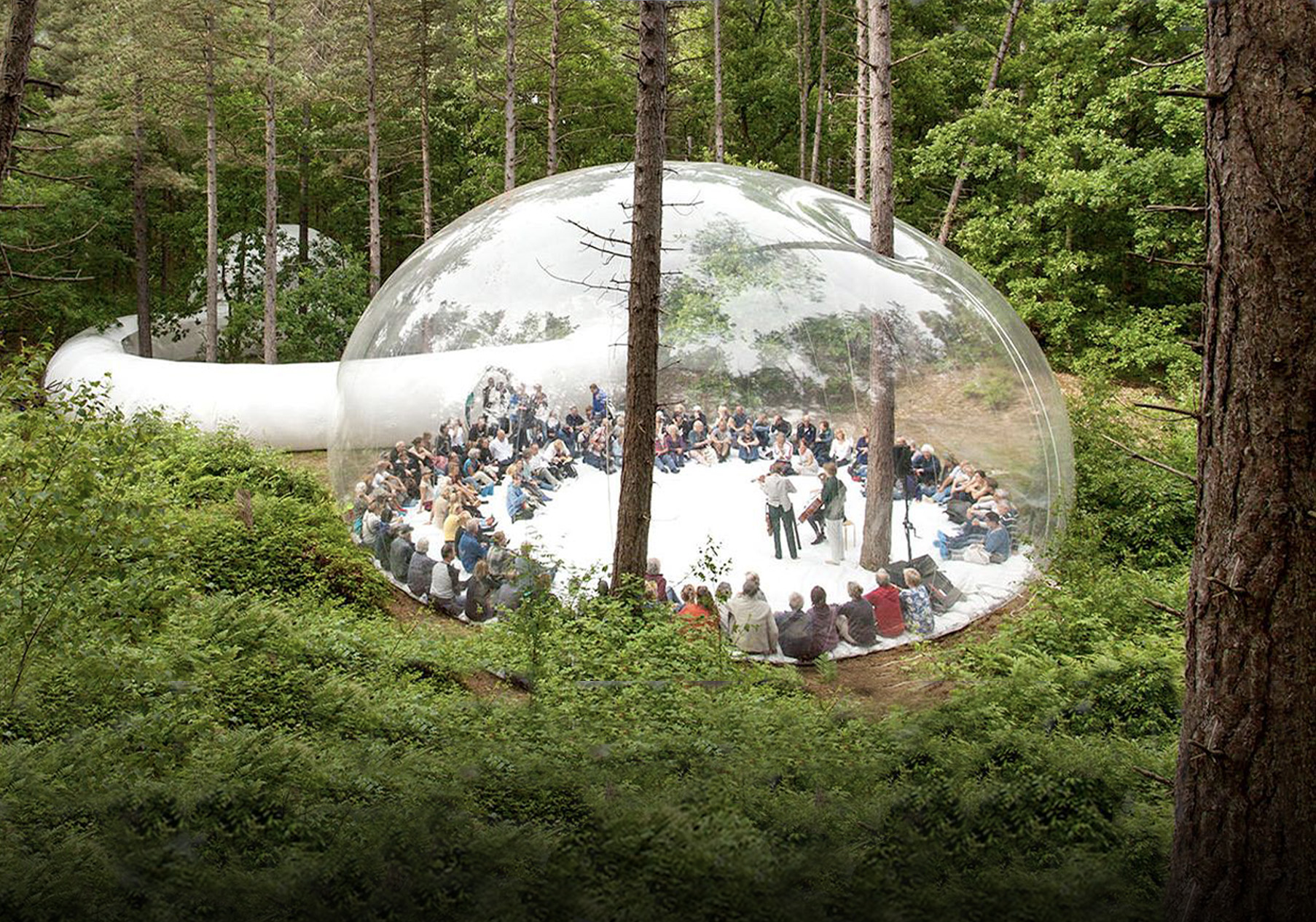 Esteban De Gori. Revista Be Cult. Be Cult. Pandemic book: quadrate y no vengas